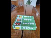 Ένα παλιό παιδικό παιχνίδι Lotto fruits