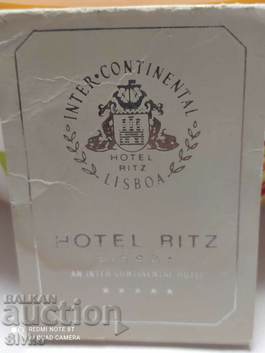 Шивашки комплект от хотел Риц