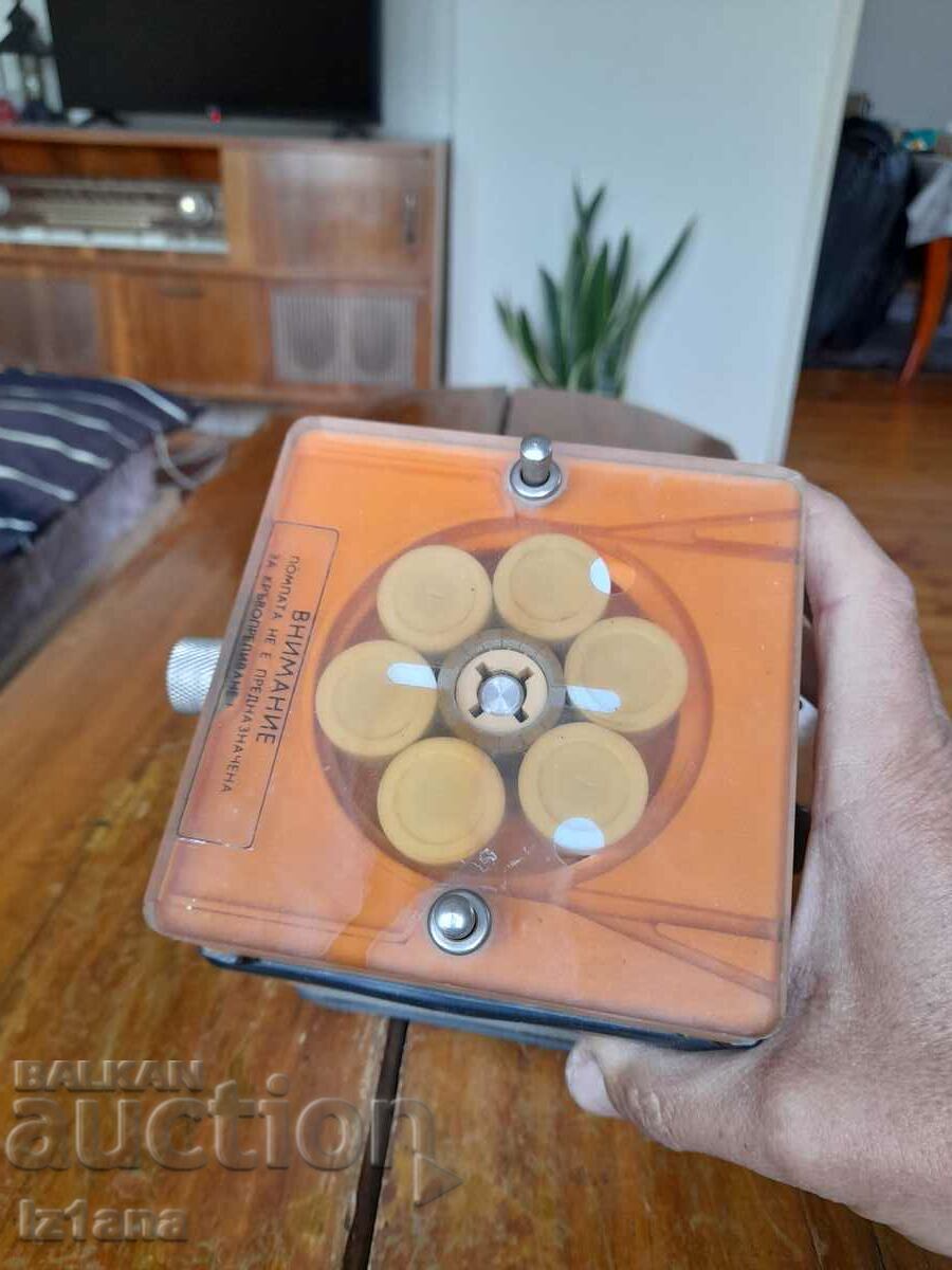 Old centrifuge for blood samples - 5 Old centrifuge for blood samples - 5