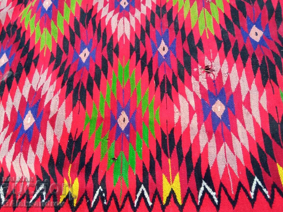 Un covor Chipro foarte mare - 5 Un covor Chipro foarte mare - 5