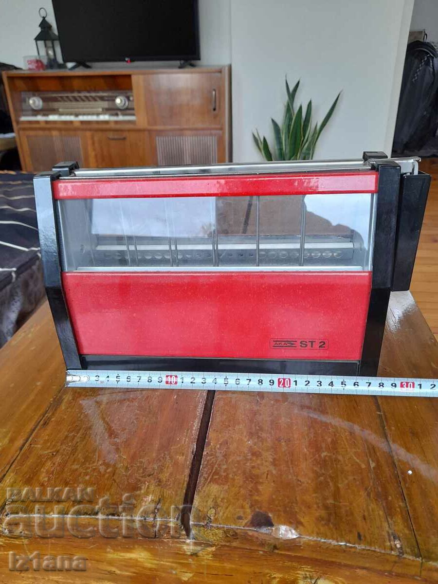 An old toaster AKA - 7 An old toaster AKA - 7