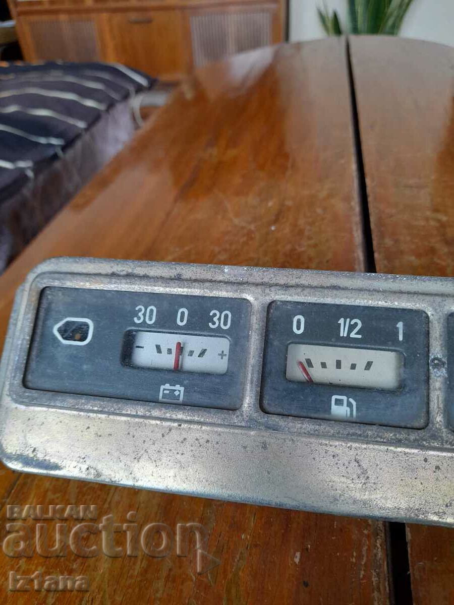 Old car dashboard, control devices with price 85.00 BGN | € 43.46 Old car dashboard, control devices with price 85.00 BGN | € 43.46