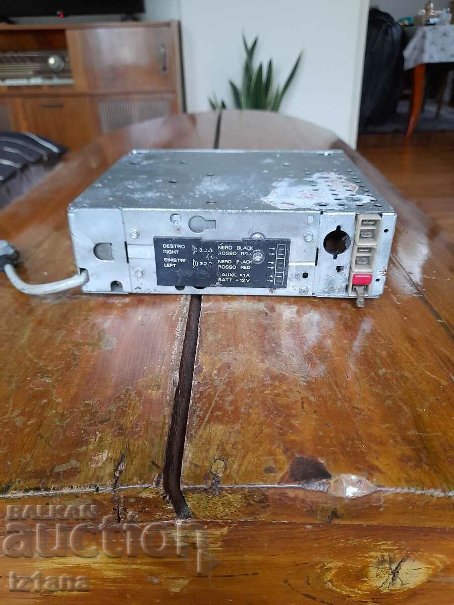 Delivery of Old Car Radio, Radio Cassette Player Melody Delivery of Old Car Radio, Radio Cassette Player Melody