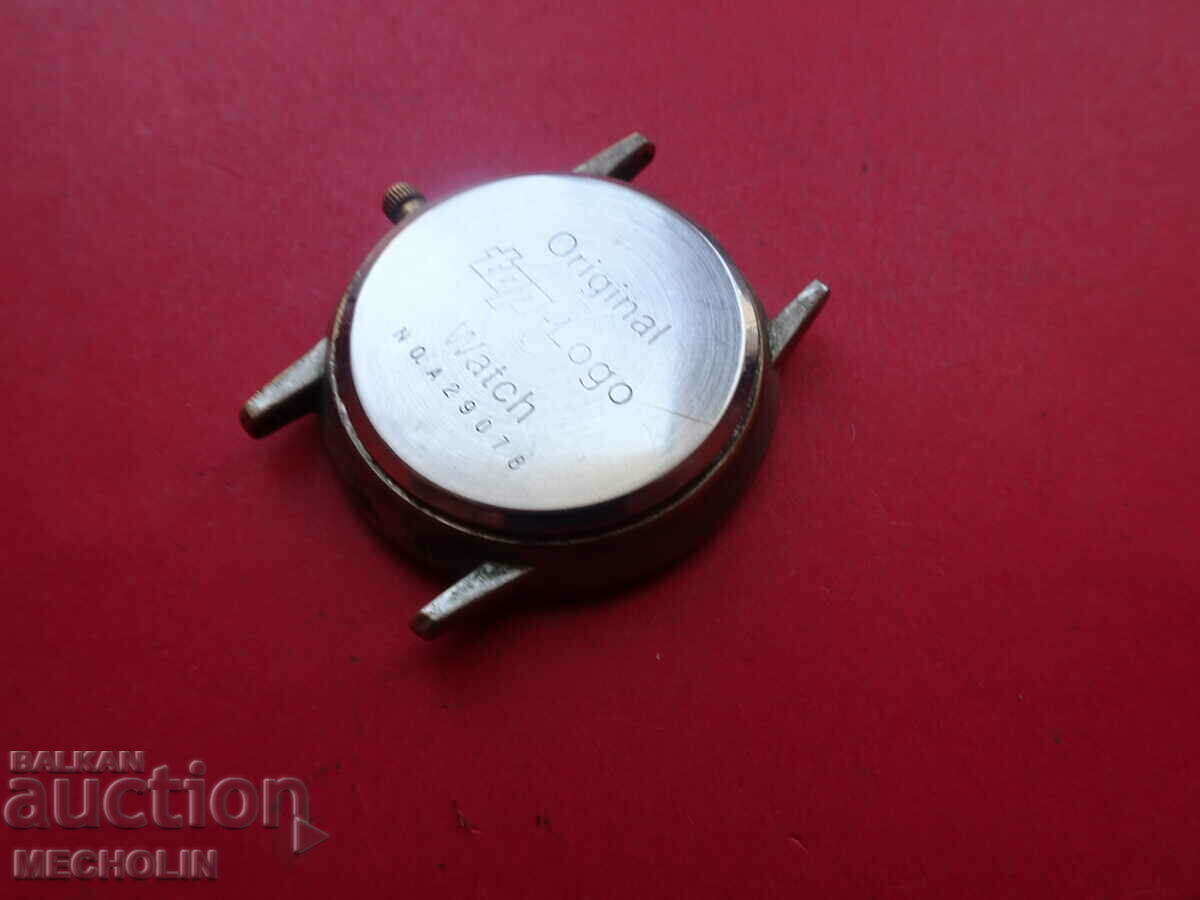 Delivery of COLLECTOR'S CLUB WATCH Delivery of COLLECTOR'S CLUB WATCH