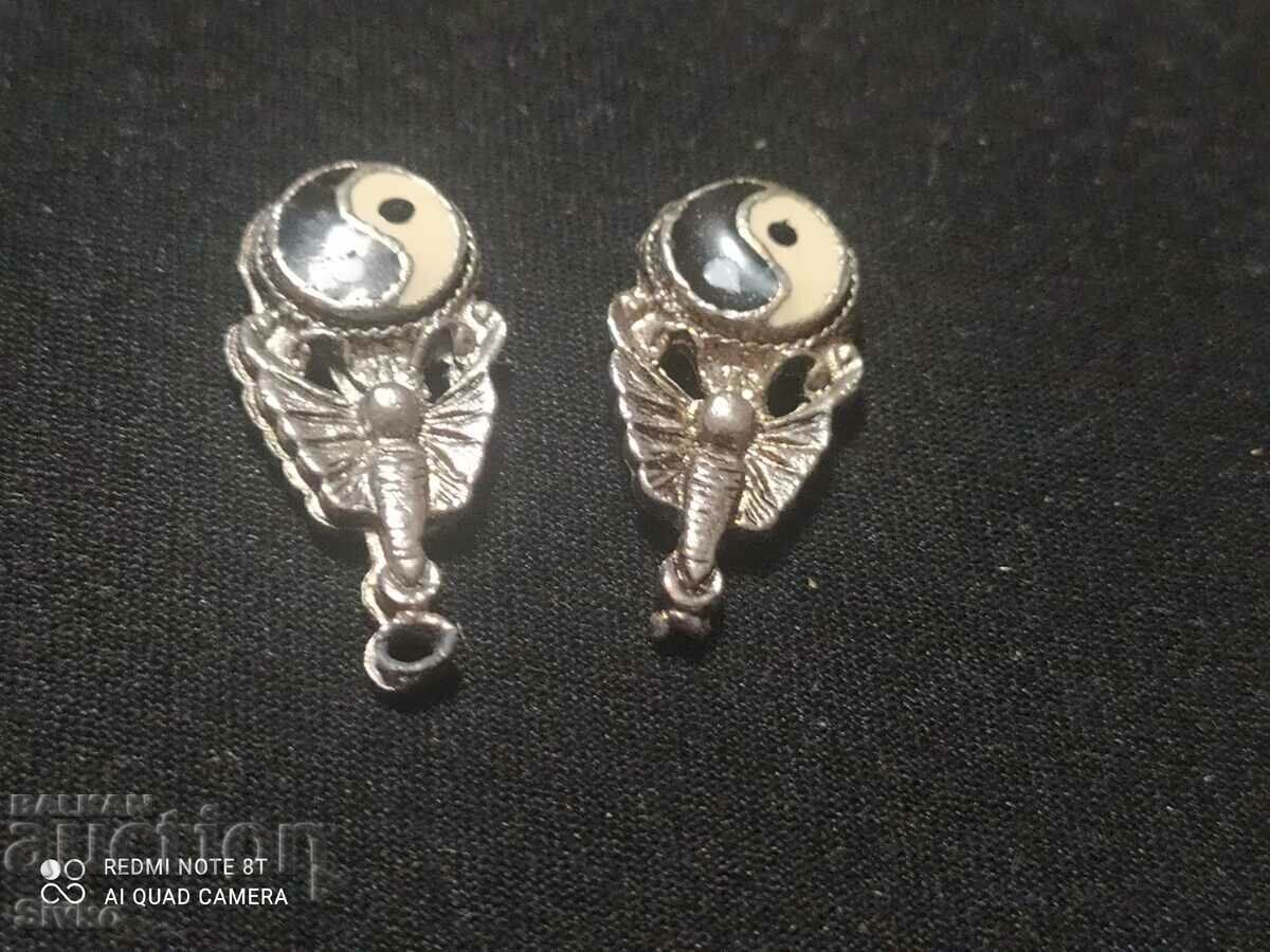 Delivery of Pendant Yin and Yang, and something else, former earrings Delivery of Pendant Yin and Yang, and something else, former earrings