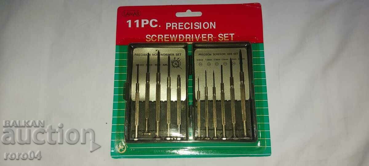 WATCH SCREWDRIVERS - BRAND NEW - NEW - 6