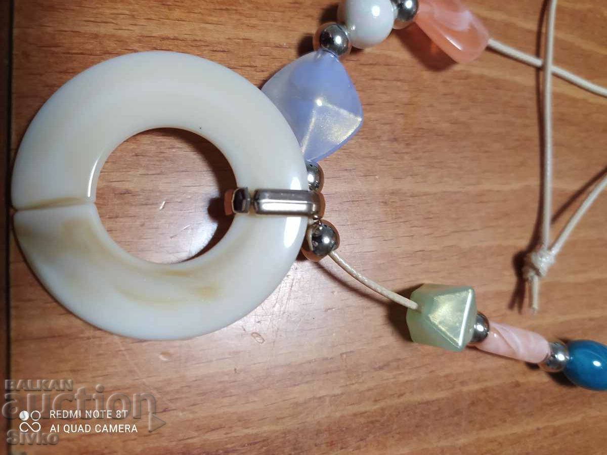 Delivery of Necklace Delivery of Necklace