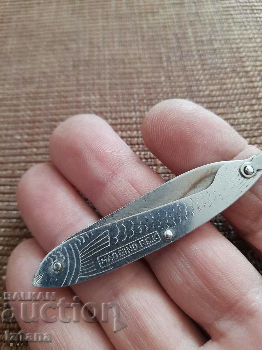 Delivery of Old pocket knife, blade, blade