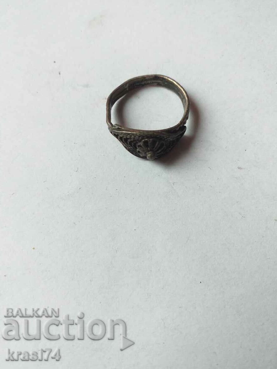 Стар сребърен пръстен