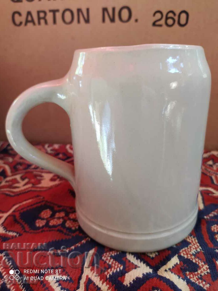 Auction Collection 1 beer mug Auction Collection 1 beer mug