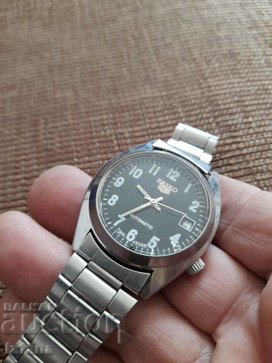 Αυτόματο ρολόι Seiko με τιμή 65.00 BGN | € 33.23 Αυτόματο ρολόι Seiko με τιμή 65.00 BGN | € 33.23