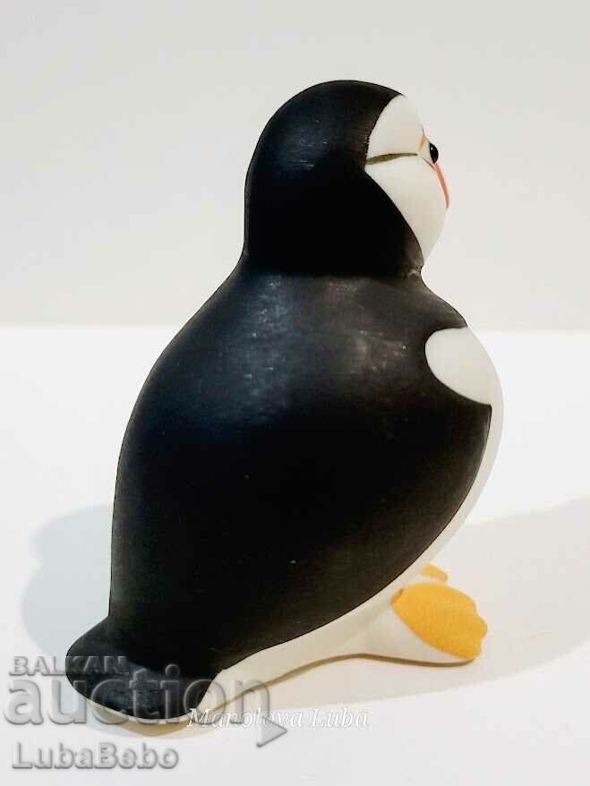 Delivery of A collectible Puffin porcelain figurine Delivery of A collectible Puffin porcelain figurine