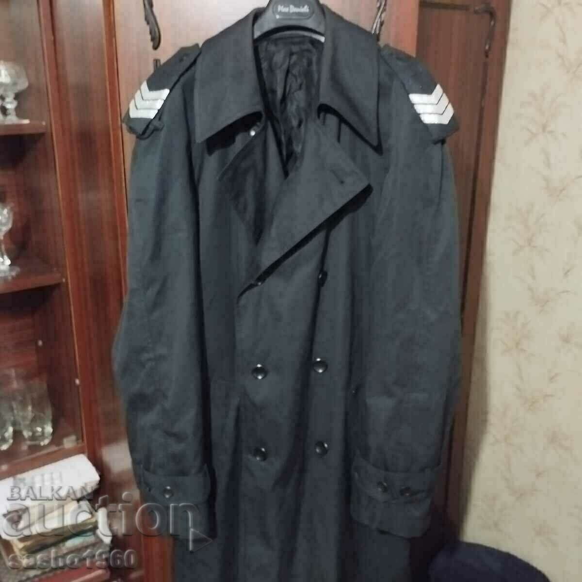 A retro MIA chief sergeant grinder from the 90s with price 25.00 BGN | € 12.78 A retro MIA chief sergeant grinder from the 90s with price 25.00 BGN | € 12.78