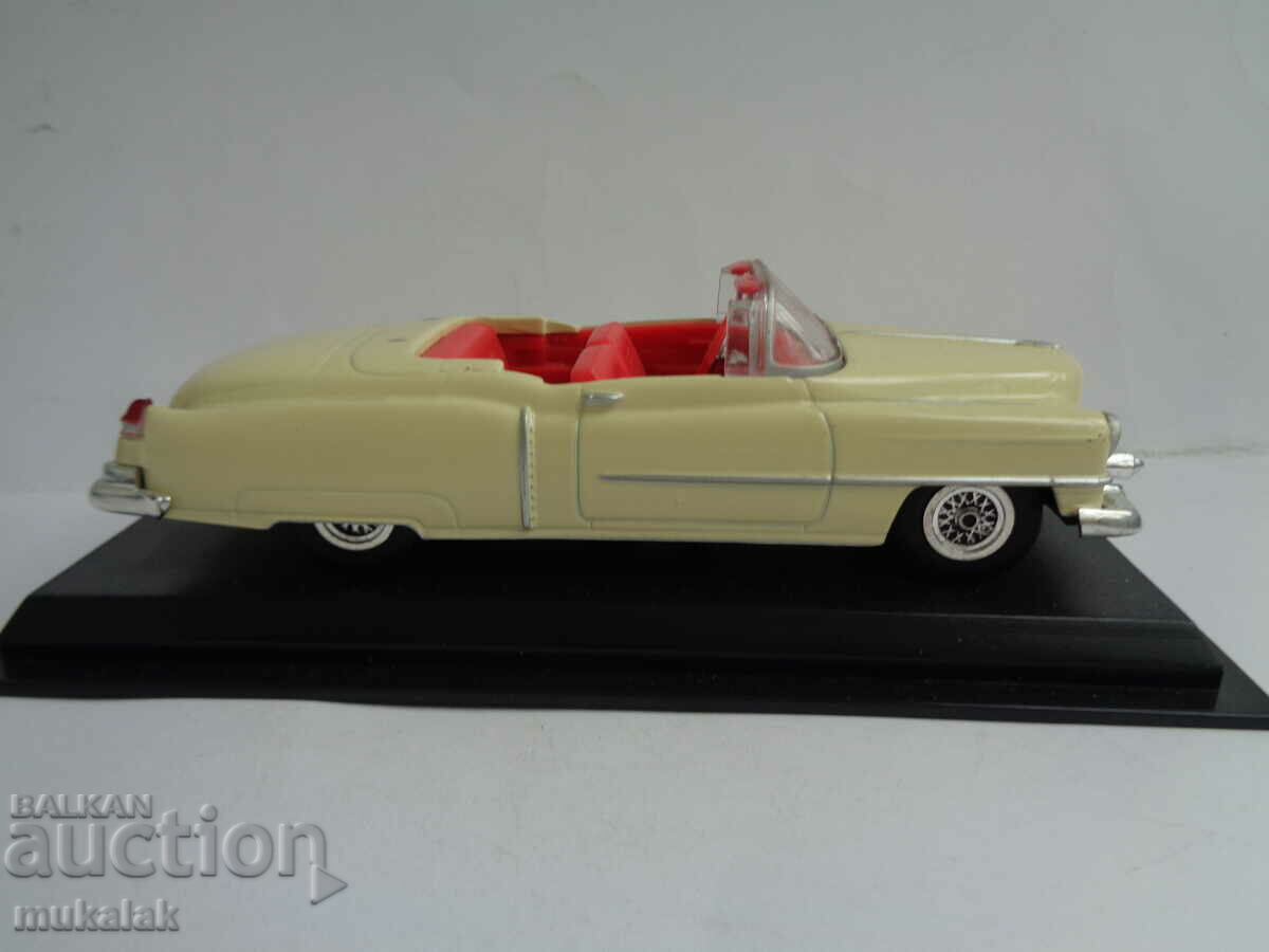Auction  1:43 CADILLAC ELDORADO STROLLER TOY MODEL