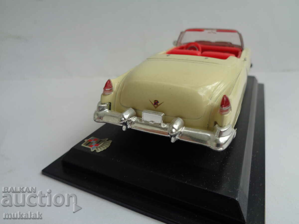 Delivery of 1:43 CADILLAC ELDORADO STROLLER TOY MODEL