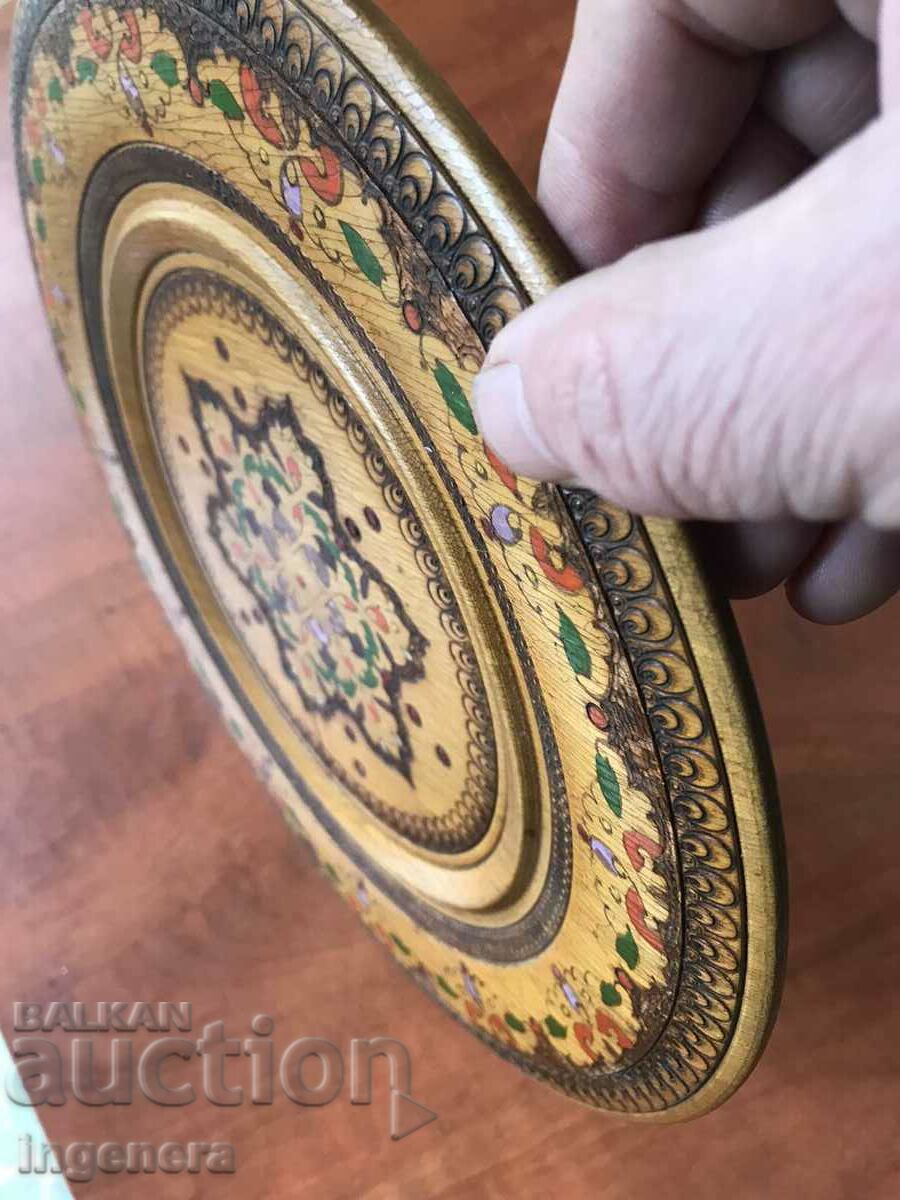 Delivery of PANEL PLATE WOOD PYROGRAPH COLOR DRAWINGS ETHNIC Delivery of PANEL PLATE WOOD PYROGRAPH COLOR DRAWINGS ETHNIC