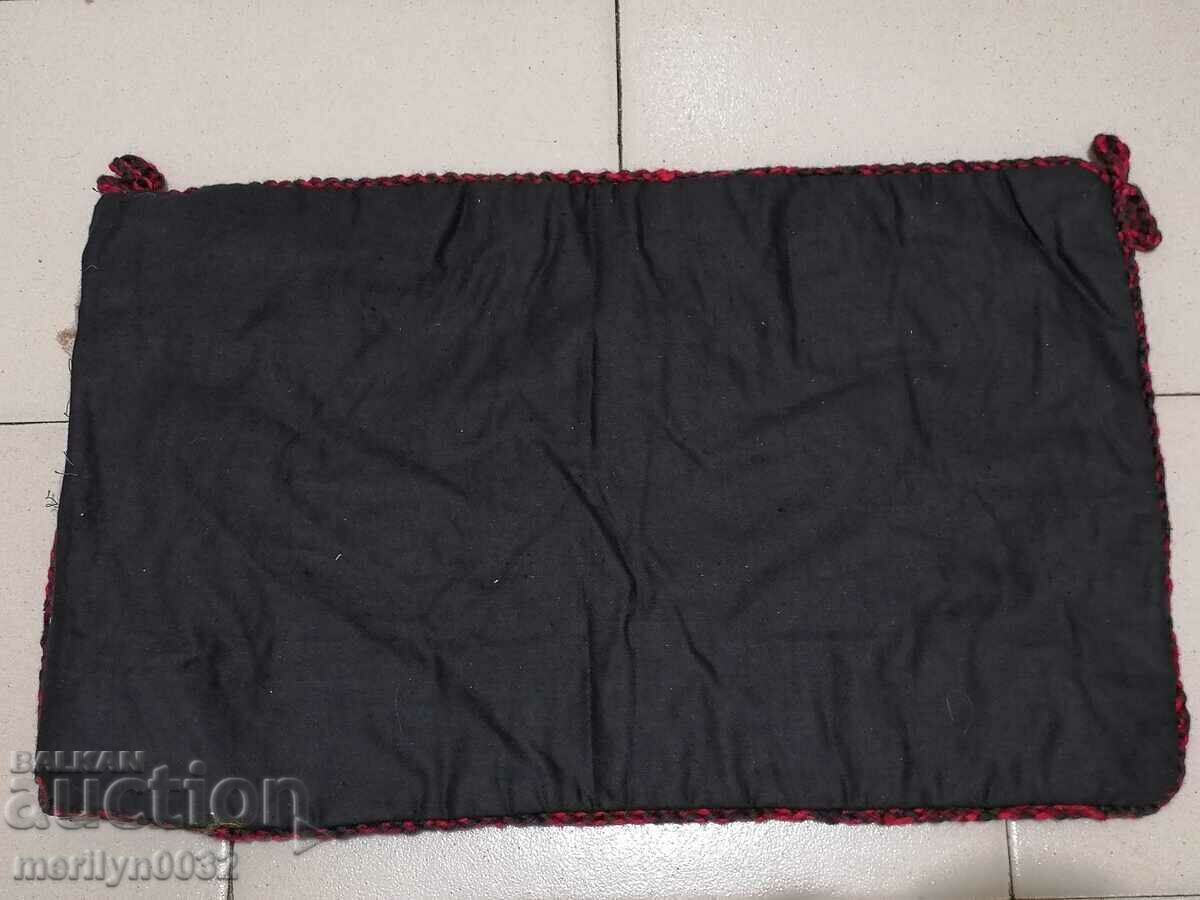 Παράδοση Πλεκτό κάλυμμα μαξιλαριού με πλέξη στο χέρι