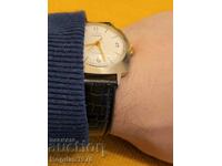Немски часовник Ruhla Anker златна ретро перфектно функционален