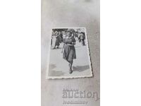 Fotografie Sofia Fată tânără la plimbare 1940