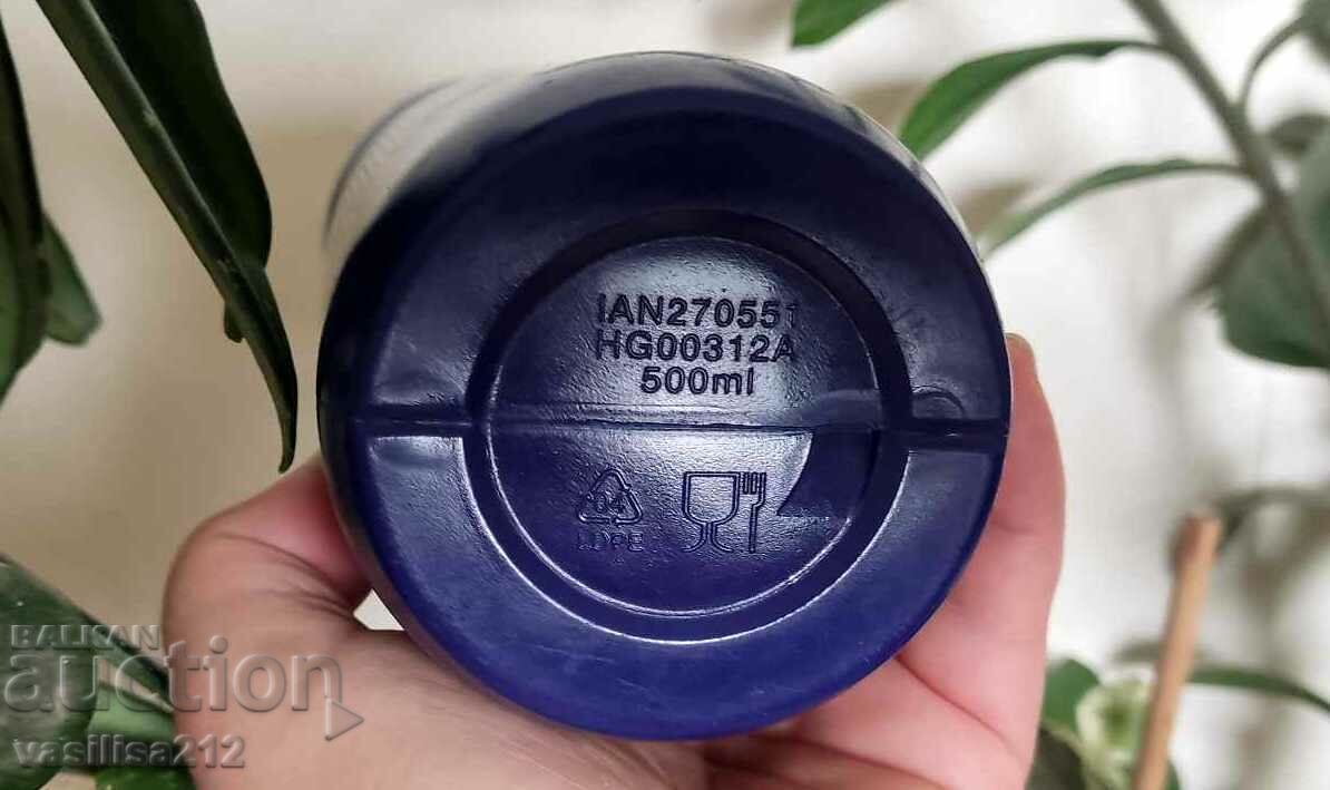 Аукцион Пластмасово туристическо шише Аукцион Пластмасово туристическо шише