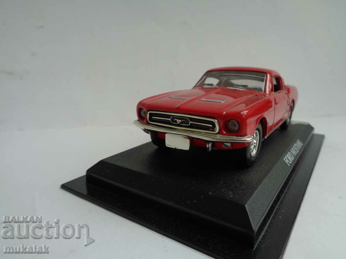 1:43 FORD MUSTANG STROLLER TOY MODEL with price 25.00 BGN | € 12.78