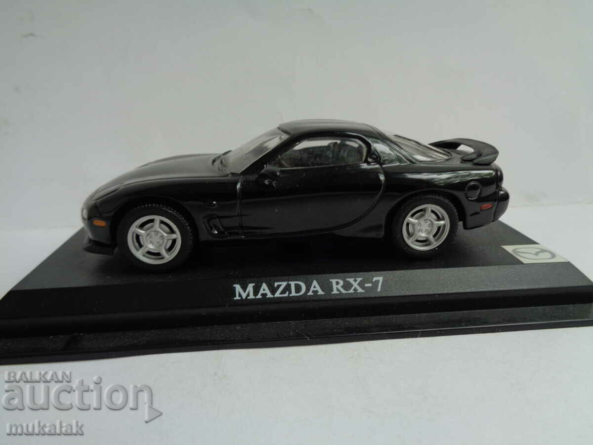 1:43 MAZDA RX-7 CAR TOY MODEL