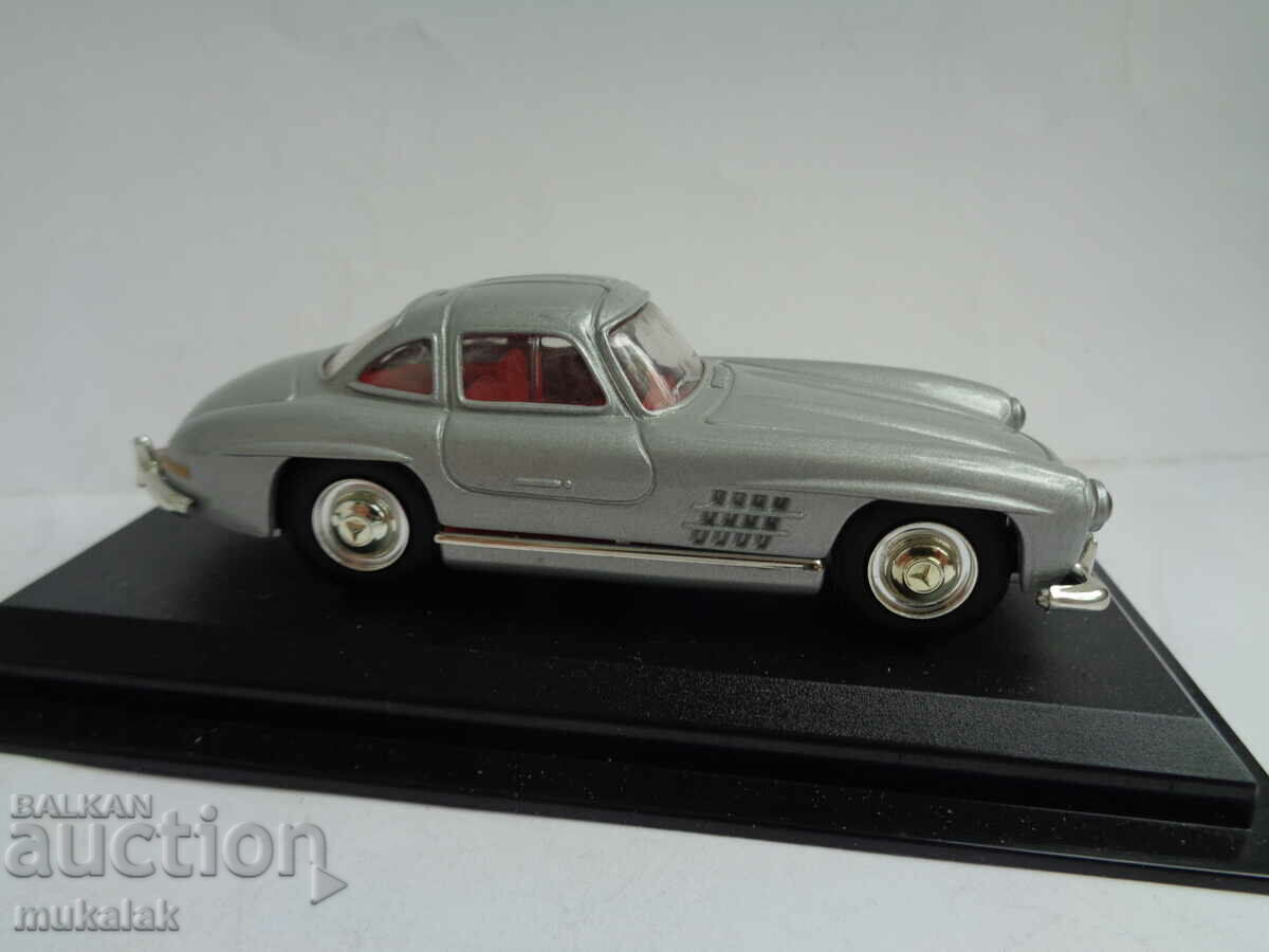 Auction 1:43 MERCEDES BENZ 300 SL CAR TOY MODEL Auction 1:43 MERCEDES BENZ 300 SL CAR TOY MODEL