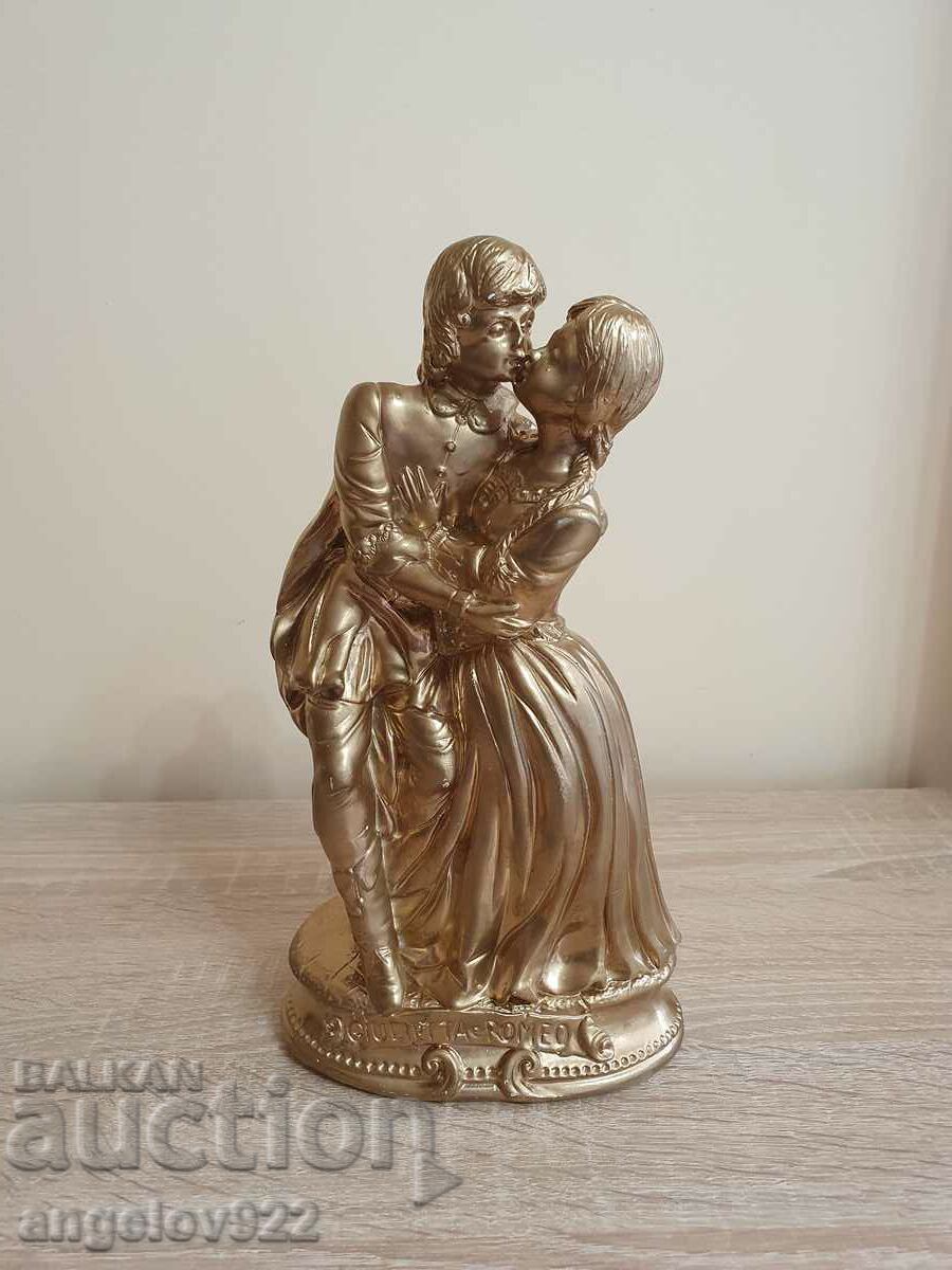 Масивна фигура статуетка Ромео и Жулиета