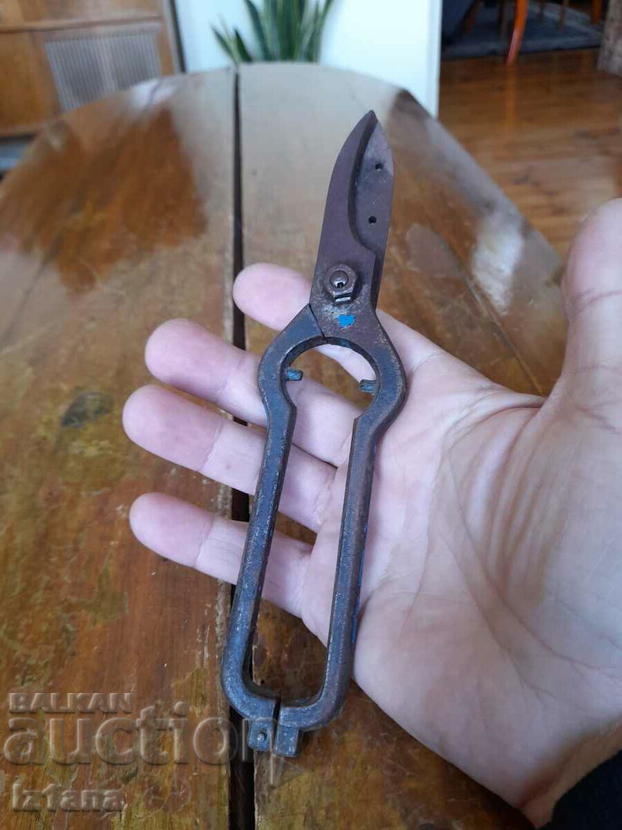 Stara Lozarska, ovoshtarska Nozhitsa, Nozhitsi with price 27.00 BGN | € 13.80 Stara Lozarska, ovoshtarska Nozhitsa, Nozhitsi with price 27.00 BGN | € 13.80