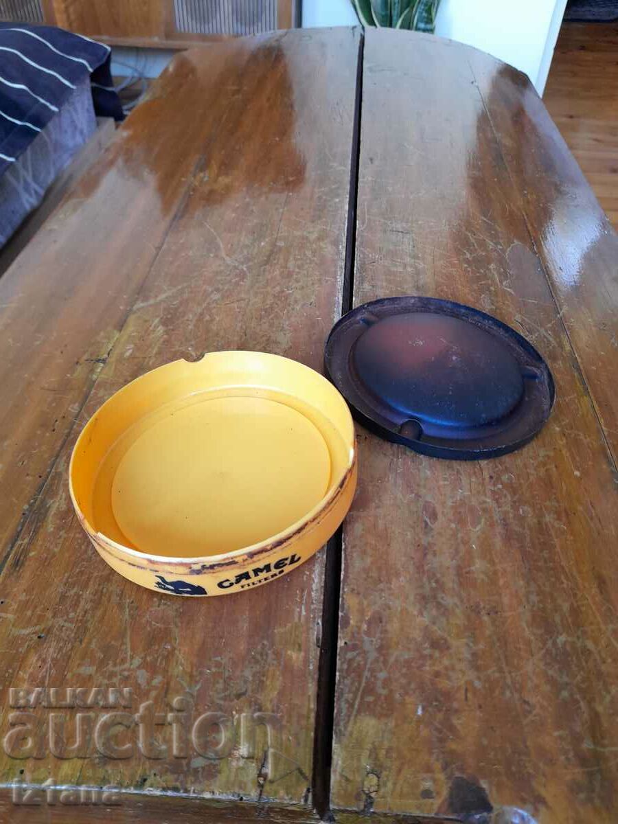 Delivery of Old Camel ashtray Delivery of Old Camel ashtray