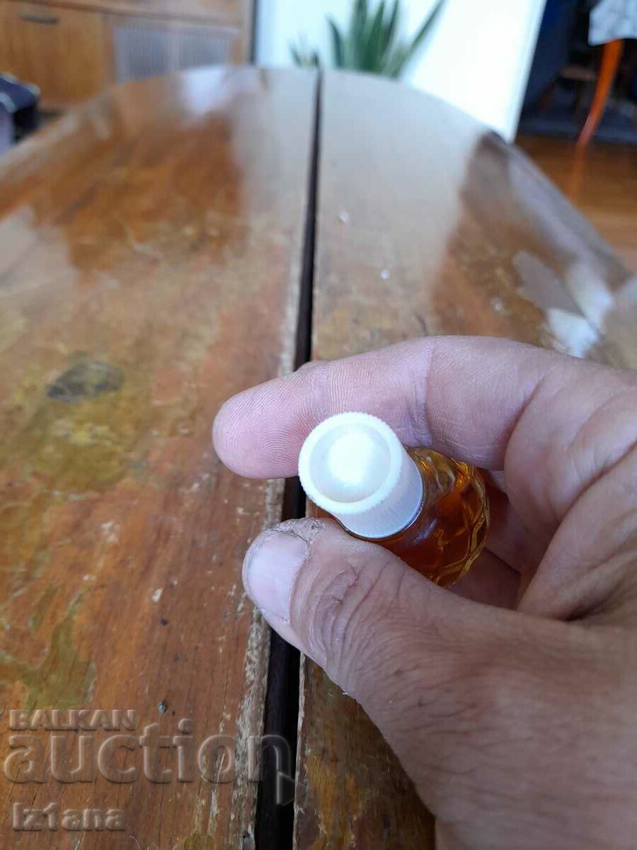 Auction Old perfume Auction Old perfume