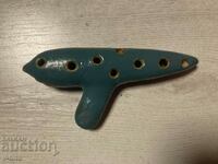 Παλιά κεραμική σφυρίχτρα ocarina master