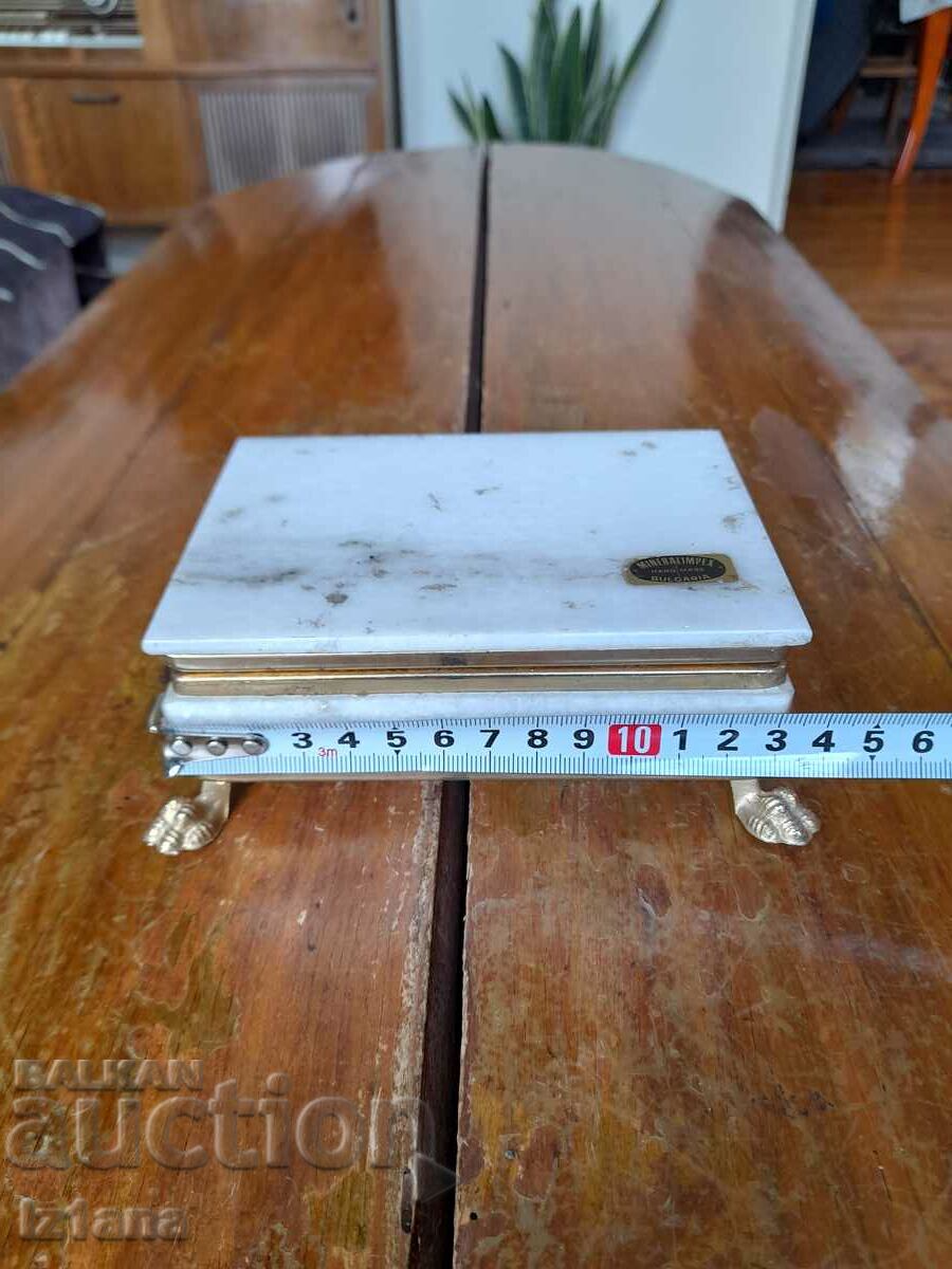 Old marble jewelry box with price 37.00 BGN | € 18.92 Old marble jewelry box with price 37.00 BGN | € 18.92