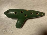 Παλιά κεραμική σφυρίχτρα ocarina master