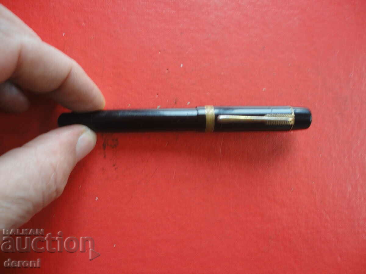 German vintage fountain pen 4 with price 50.00 BGN | € 25.56 German vintage fountain pen 4 with price 50.00 BGN | € 25.56