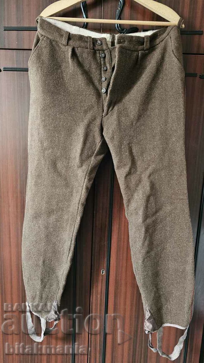 Pantaloni maro din lana