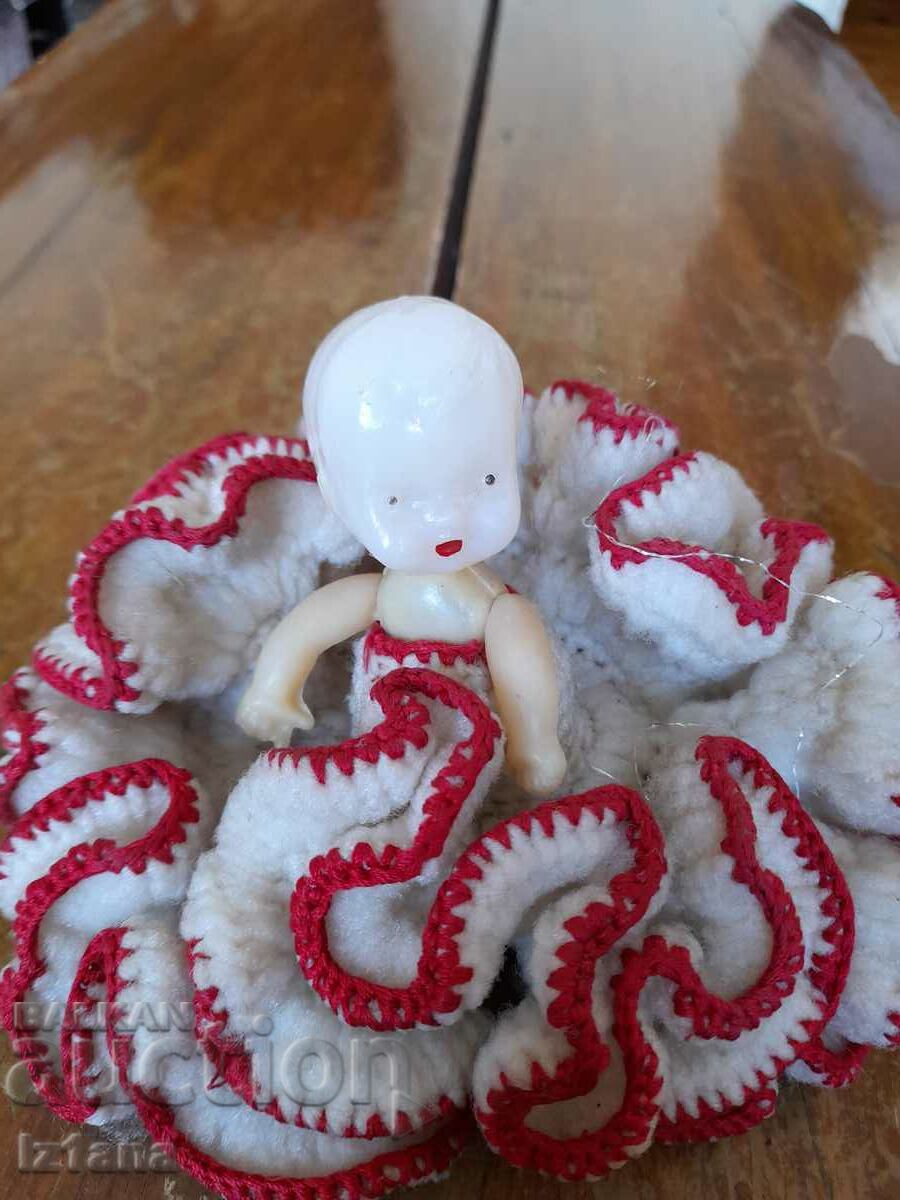 Old baby doll with price 32.00 BGN | € 16.36