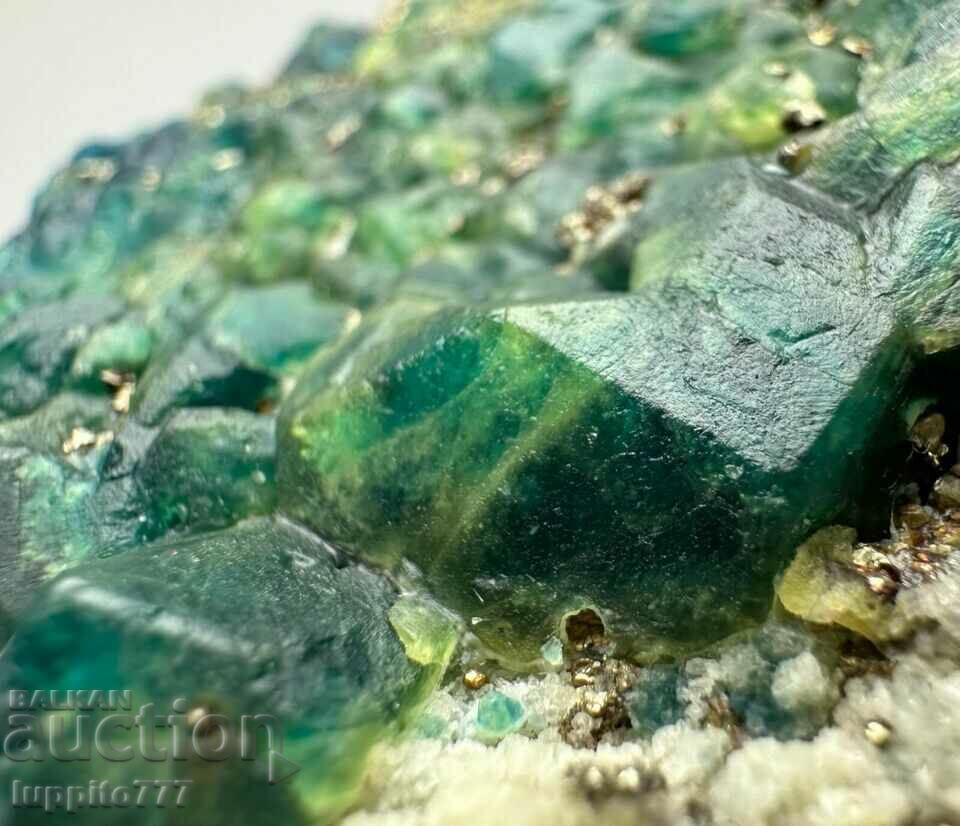 751 grams of natural green tourmaline on a unique matrix with price 875.00 BGN | € 447.38 751 grams of natural green tourmaline on a unique matrix with price 875.00 BGN | € 447.38