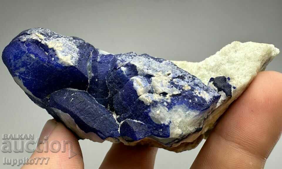 184 grams of natural lapis lazuli on a unique matrix - 7 184 grams of natural lapis lazuli on a unique matrix - 7