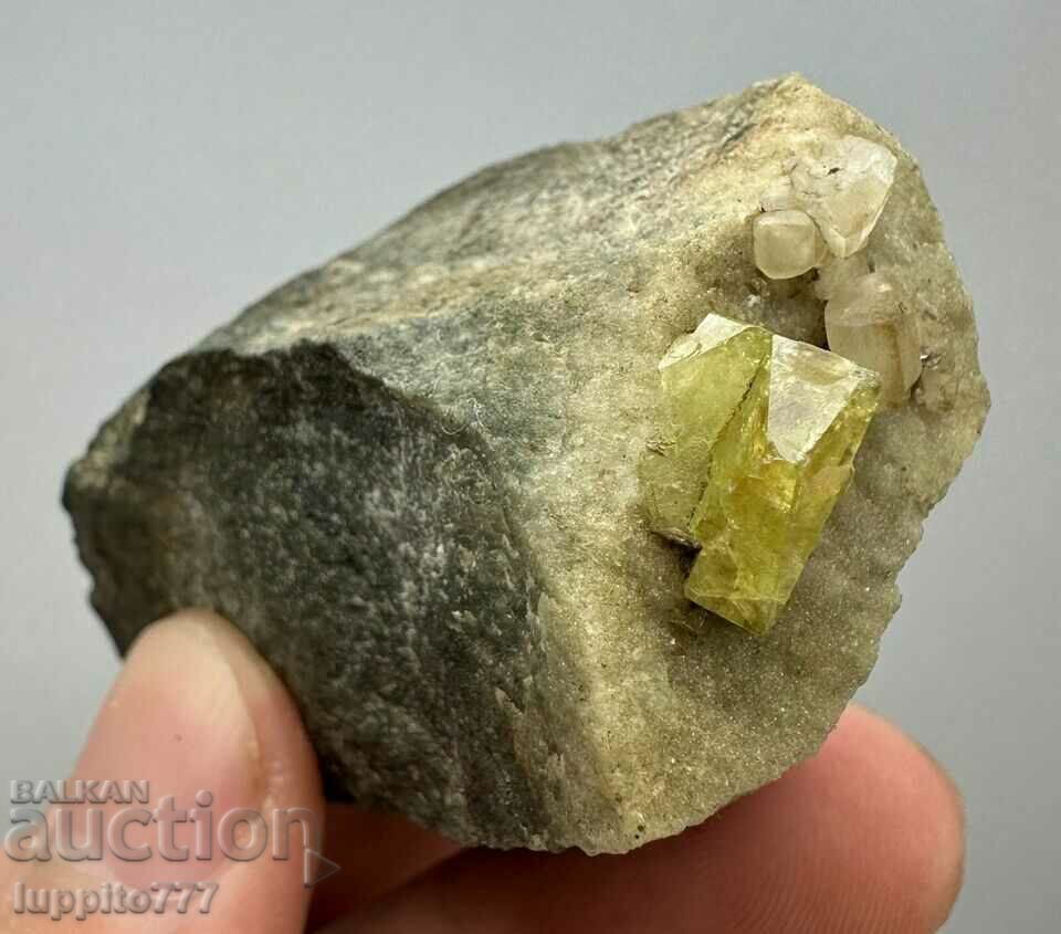 105 grams of natural sphene crystal on a unique matrix - 7 105 grams of natural sphene crystal on a unique matrix - 7