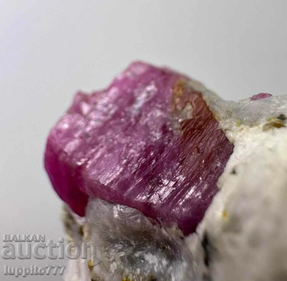 Auction 42 grams of natural ruby corundum on a unique matrix Auction 42 grams of natural ruby corundum on a unique matrix
