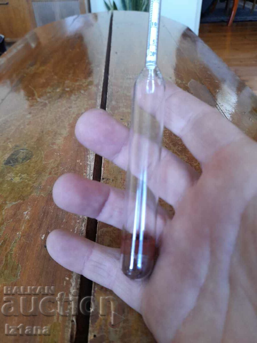 Auction  Old breathalyzer