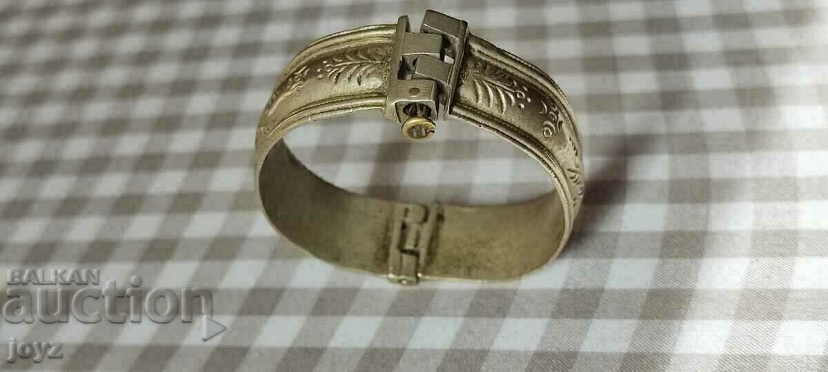 19th century RENAISSANCE BRACELET SILVER/ SACHAN 41.80 g with price 67.99 BGN | € 34.76 19th century RENAISSANCE BRACELET SILVER/ SACHAN 41.80 g with price 67.99 BGN | € 34.76