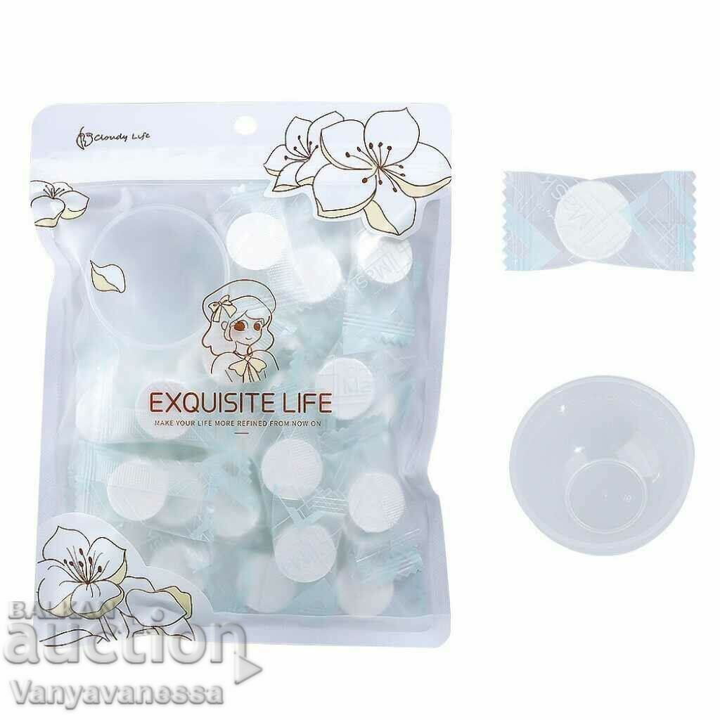 Delivery of Set of 50 pcs. compressed face mask
