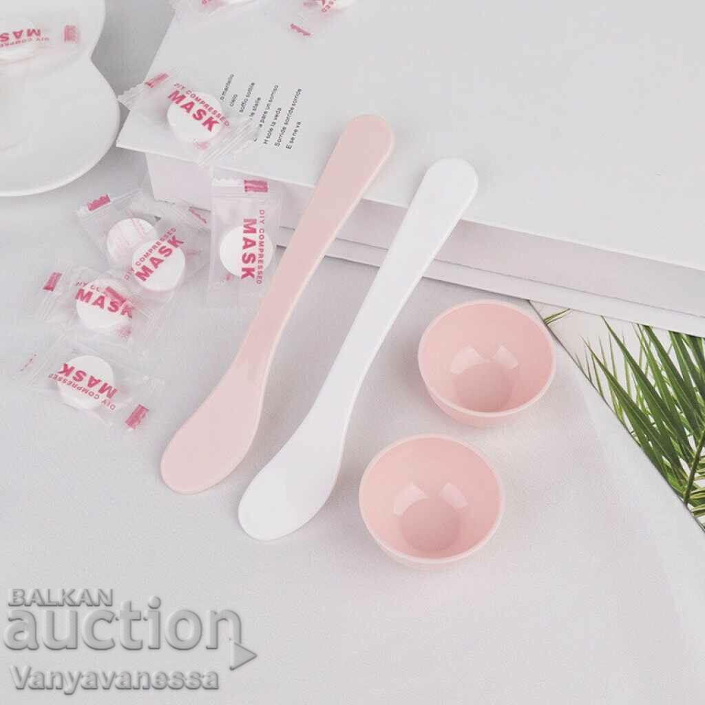 Set of 10 pcs. compressed face mask, skin care with price 11.90 BGN | € 6.08