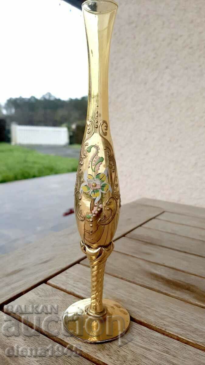 Murano vase with price 50.00 BGN | € 25.56 Murano vase with price 50.00 BGN | € 25.56