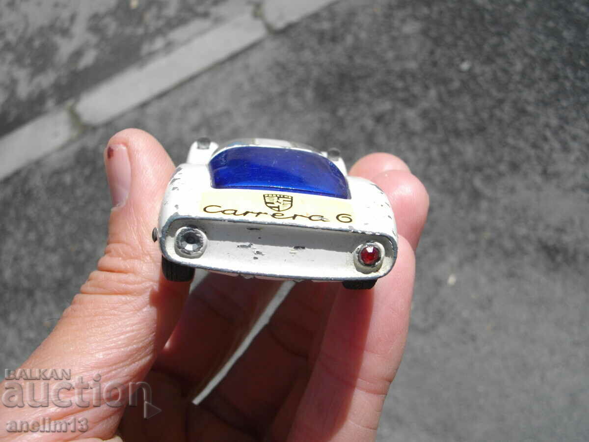 Licitație CORGI TOYS PORSCHE CARRERA 6 CARURU DE METAL