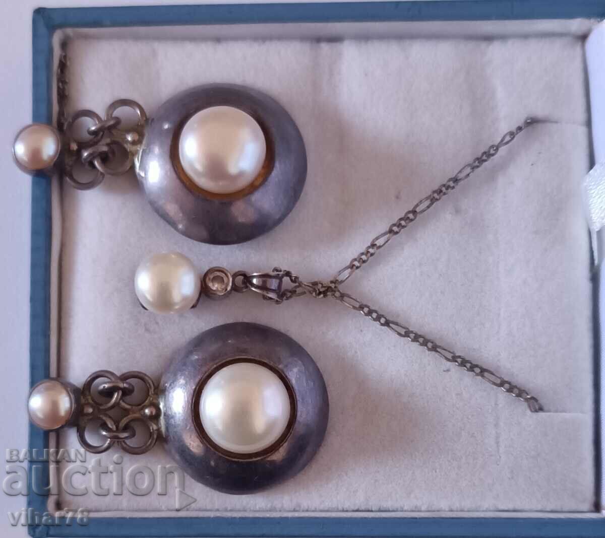 Old Silver Pearl Pendant and Earring Set - 5 Old Silver Pearl Pendant and Earring Set - 5
