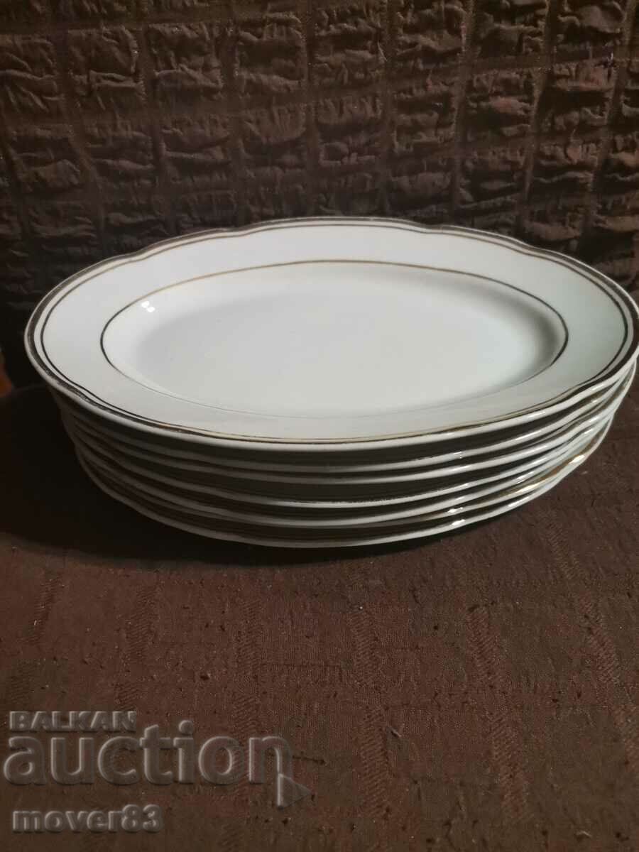 Oval plates. Porcelain. 7 pieces