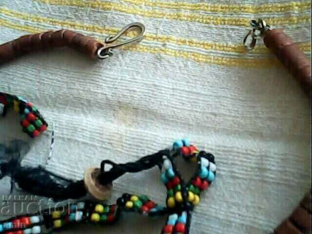 beautiful wooden necklace with 2 bead bracelets with price 15.00 BGN | € 7.67 beautiful wooden necklace with 2 bead bracelets with price 15.00 BGN | € 7.67